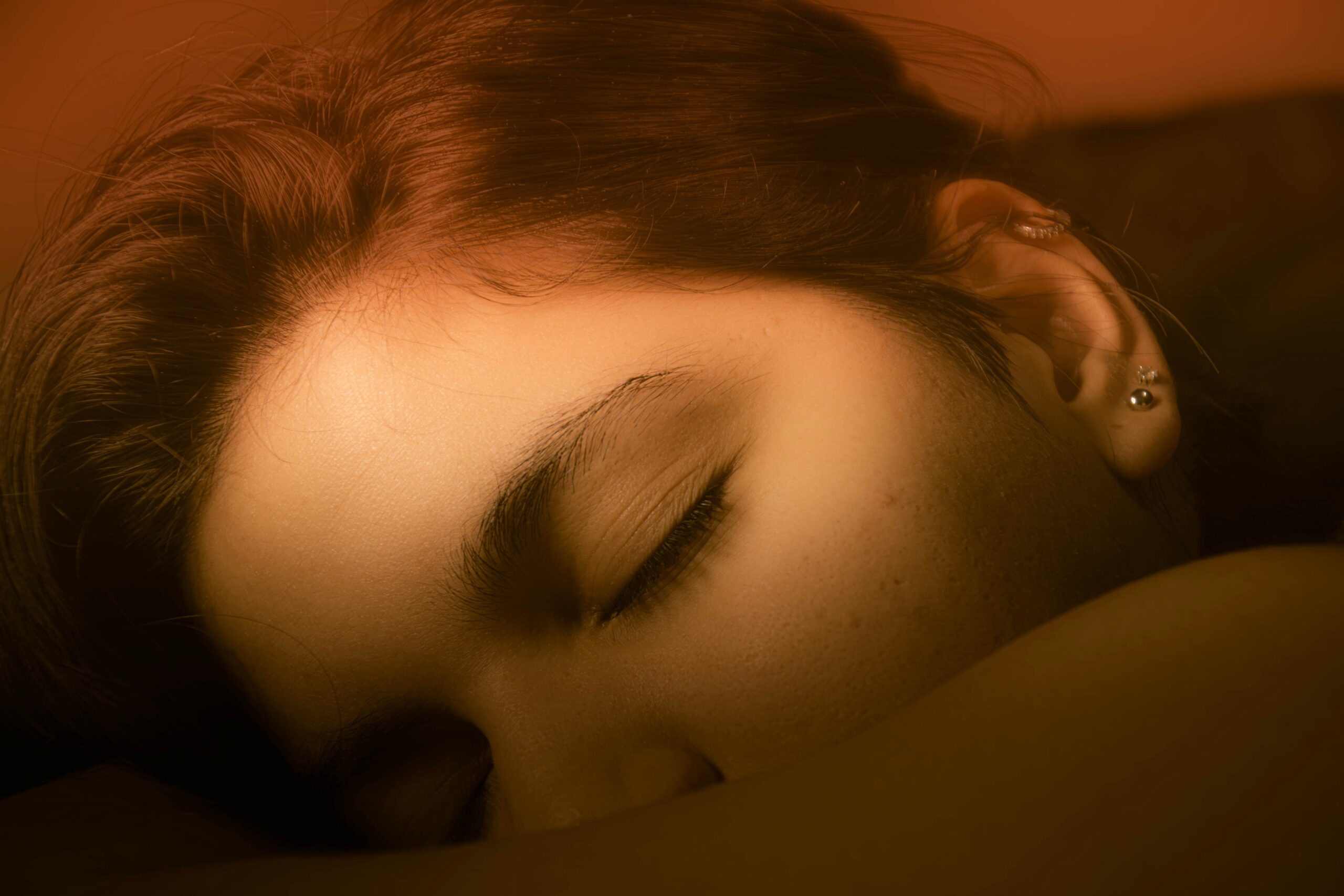 Why Deep Sleep Hypnosis Could Be Your Secret Weapon for Weight Loss and Better Health