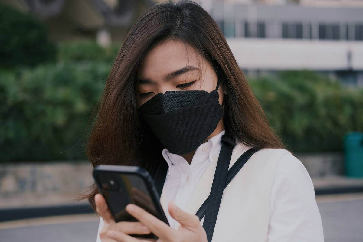 Before and after transformation photo of someone who used a cognitive wellness app for weight loss.